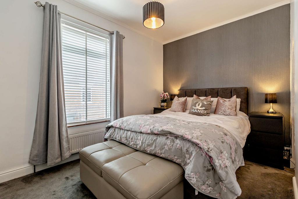 Main Bedroom
