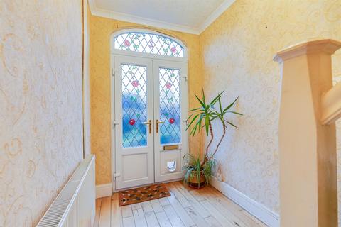 undefined, St. Cenydd Road, Heath, Cardiff