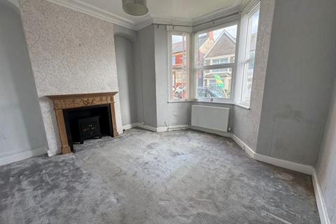 3 bedroom terraced house for sale, Newlands Street, Barry