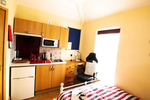 undefined, Queens Road, Coventry CV1