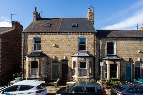 3 bedroom terraced house for sale, Scott Street, York