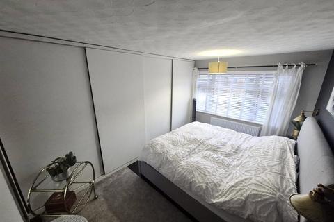 3 bedroom semi-detached house for sale, Deans Way, Coventry