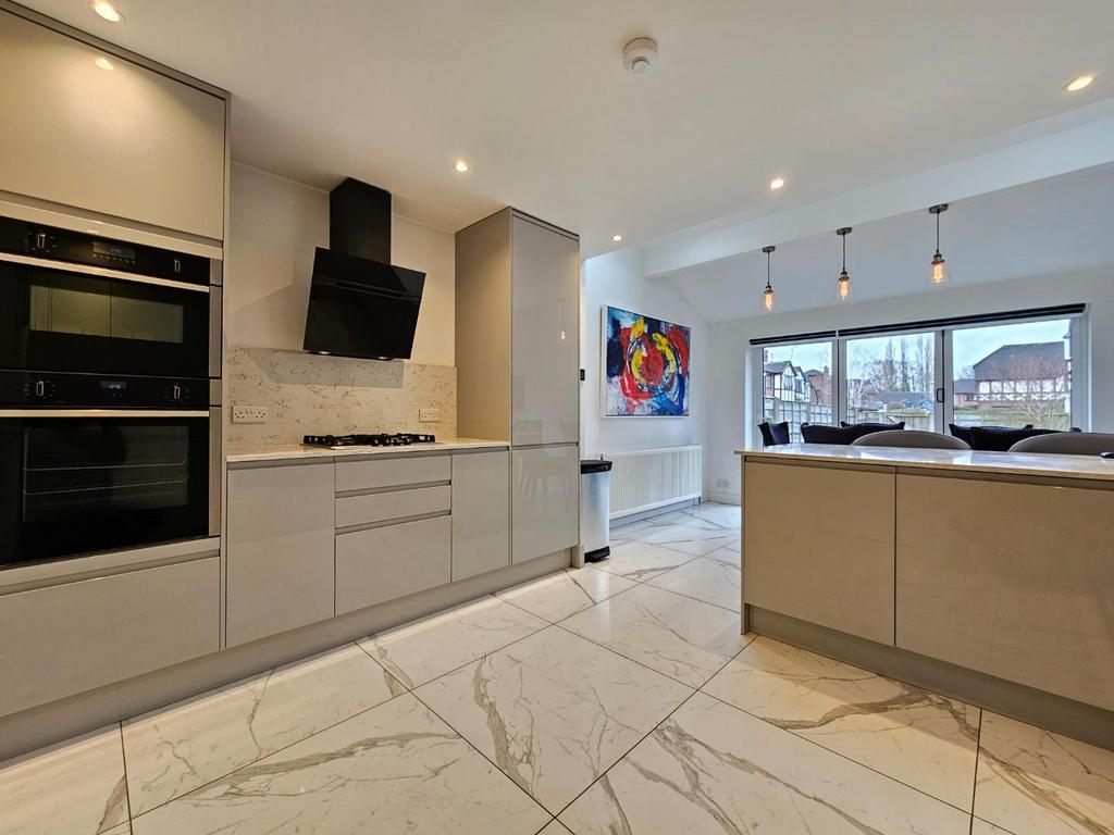 Dining Kitchen