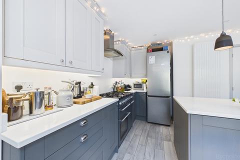 3 bedroom semi-detached house for sale, Maltward Avenue, Bury St Edmunds