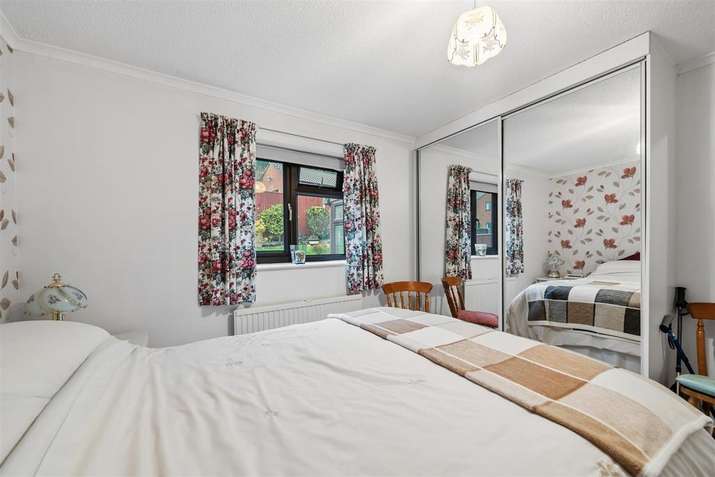 Bedroom One - fitted wardrobes.jpg