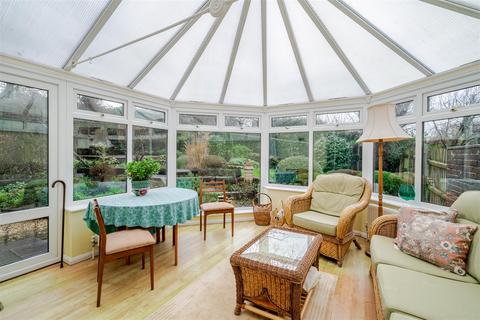 3 bedroom detached house for sale, Howard Close, Bothenhampton, Bridport