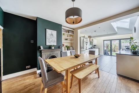 undefined, Portland Road, Kingston Upon Thames, KT1