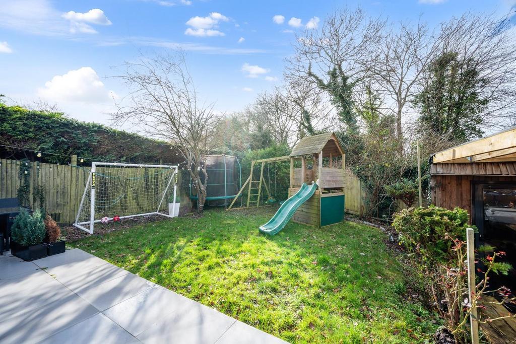 Whitegate way