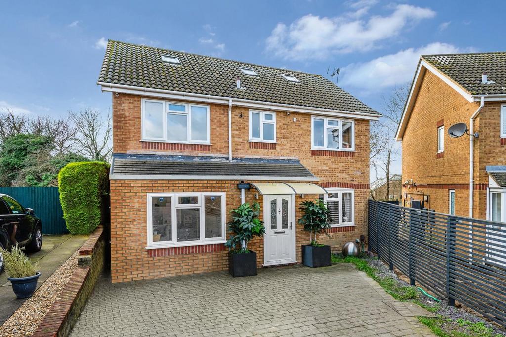 Whitegate way,