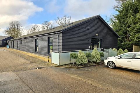 Office to rent, Woodhall Ln Radlett WD7 9