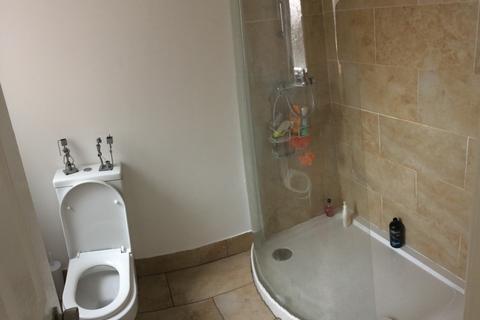 1 bedroom in a house share to rent, Smawthorne Lane