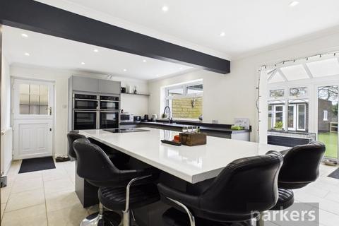 4 bedroom detached house to rent, The Downs, Standlake, Witney, Oxfordshire, OX29