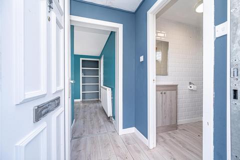 4 bedroom house for sale, Dunbar Court, Glenrothes