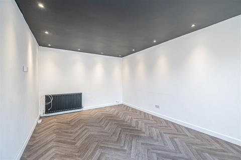 4 bedroom house for sale, Dunbar Court, Glenrothes