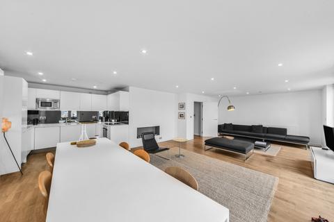 3 bedroom apartment to rent, Wharf Street London SE8