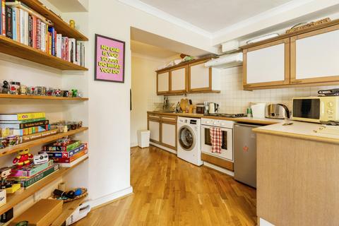 1 bedroom flat to rent, Waterloo Gardens, Milner Square, London, N1