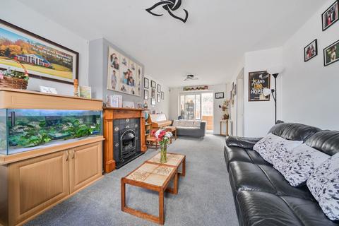 undefined, Rosedale Crescent, Earley, Reading
