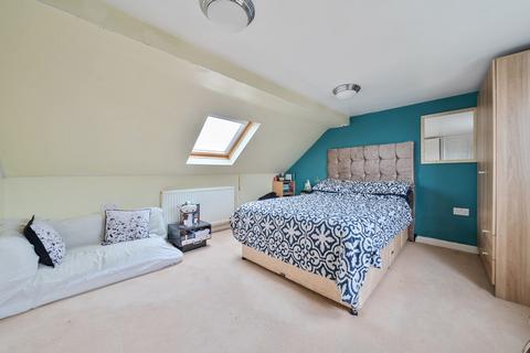 undefined, Rosedale Crescent, Earley, Reading