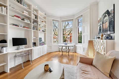 1 bedroom flat for sale, Evelyn Gardens, London