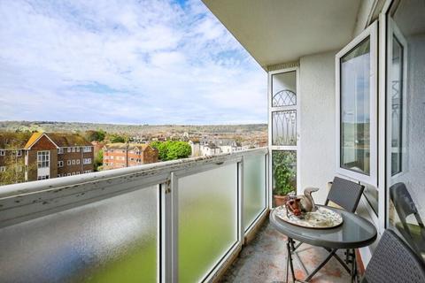 1 bedroom flat for sale, Eastbourne BN21