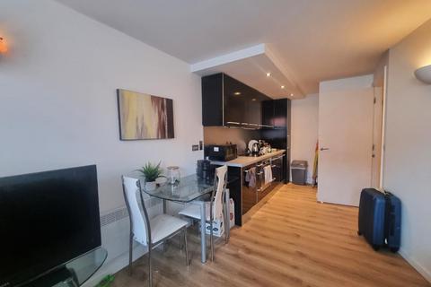 2 bedroom flat to rent, Wellington Quarter West Point, Wellington Street, Leeds, West Yorkshire