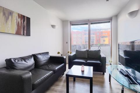 2 bedroom flat to rent, West Point, Wellington Street, Leeds