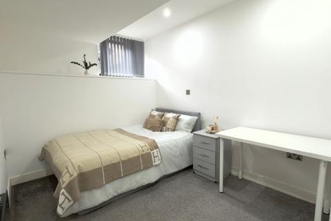 1 bedroom in a flat share to rent, Bond St, Birmingham B3