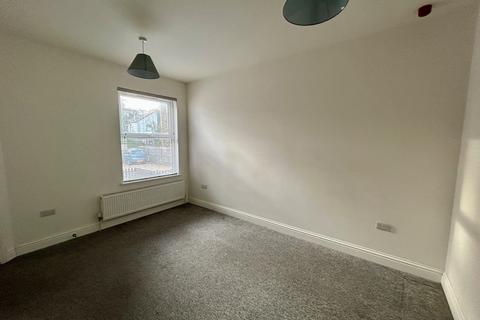 2 bedroom ground floor flat to rent, LOVELY GROUND FLOOR TWO BEDROOM FLAT WITH ALLOCATED PARKING - AVAILABLE NOW