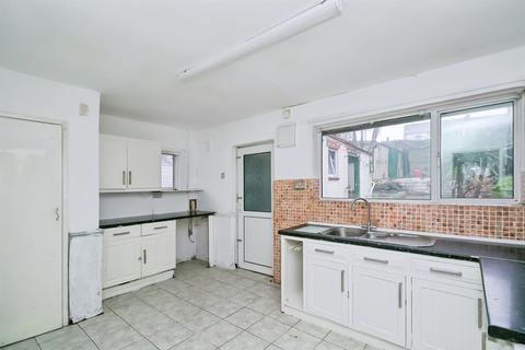3 bedroom semi-detached bungalow for sale, O'donnell Road, Barry