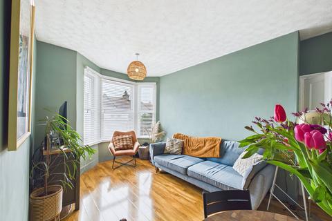 2 bedroom flat for sale, Forest Road, Torquay, TQ1 4JZ