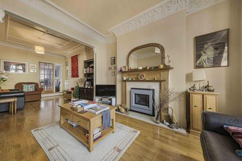 4 bedroom end of terrace house for sale, Babbacombe Road, Bromley