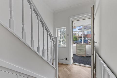 3 bedroom semi-detached house for sale, Grange Avenue, Menston LS29