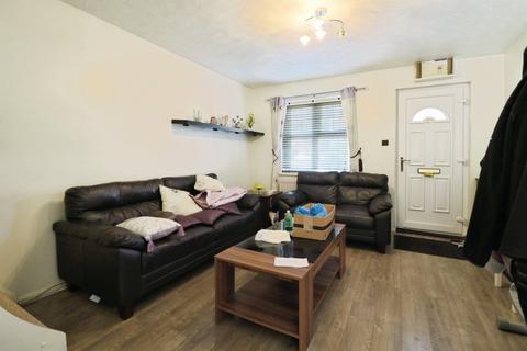 2 bedroom semi-detached house for sale, De Havilland Road, Cardiff