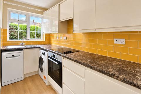 2 bedroom end of terrace house for sale, Bedfordshire Way, Wokingham, Berkshire