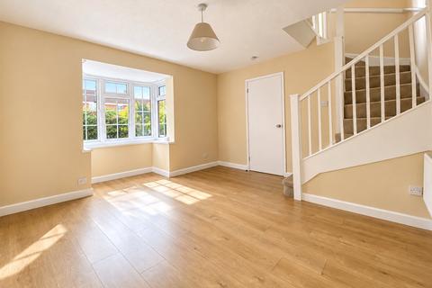 2 bedroom end of terrace house for sale, Bedfordshire Way, Wokingham, Berkshire