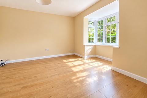 2 bedroom end of terrace house for sale, Bedfordshire Way, Wokingham, Berkshire