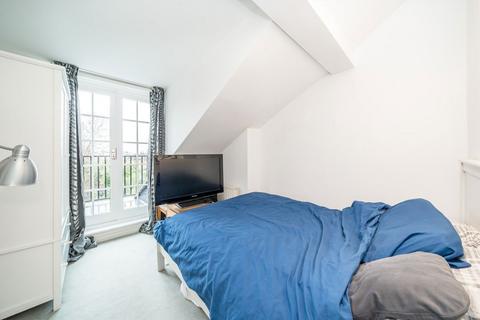 2 bedroom flat for sale, Bromfelde Road, London SW4