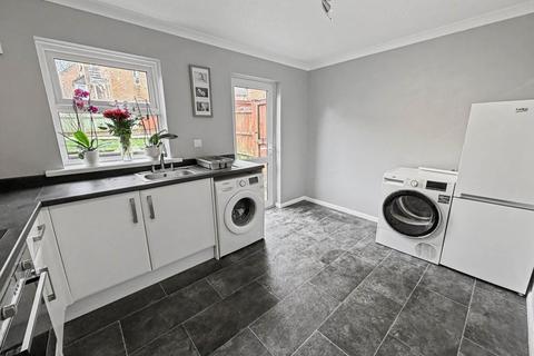 2 bedroom semi-detached house for sale, Walnut Drive, Plymouth PL7