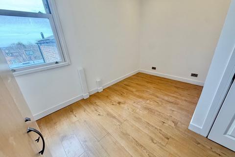 1 bedroom flat to rent, High Road, Finchley