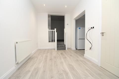 undefined, London Road, Greenhithe DA9