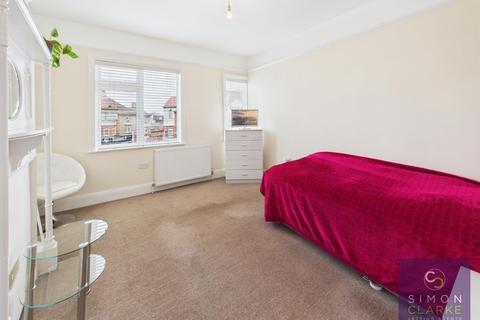 2 bedroom flat to rent, Ballards Lane, Finchley Central, N3