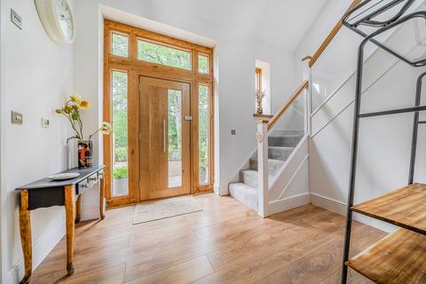 3 bedroom detached house to rent, Soke Road Silchester RG7