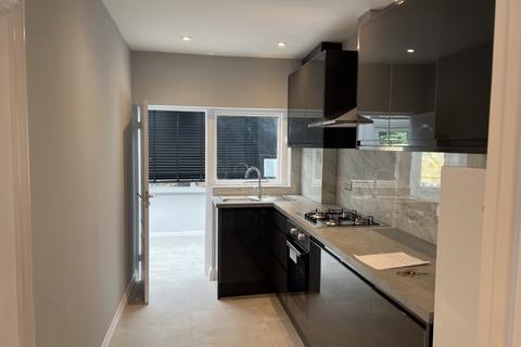 3 bedroom terraced house to rent, Judge Street, Watford, WD24