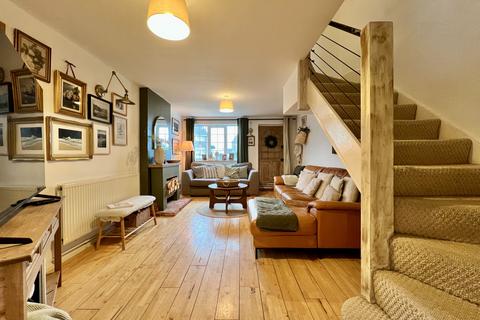 3 bedroom semi-detached house for sale, First Avenue, Grantham, NG31