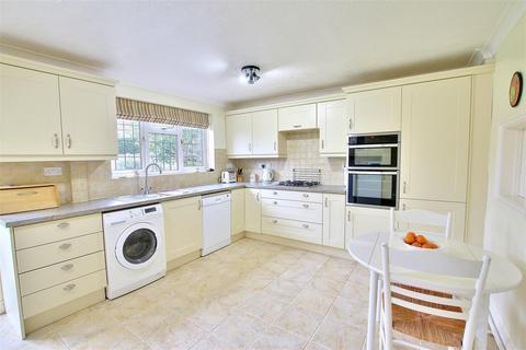 4 bedroom detached house for sale, 45 King Street, Somersham
