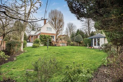 5 bedroom detached house for sale, Ray Park Road, Maidenhead, SL6