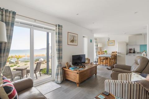 4 bedroom semi-detached house for sale, Osprey Road, Weymouth
