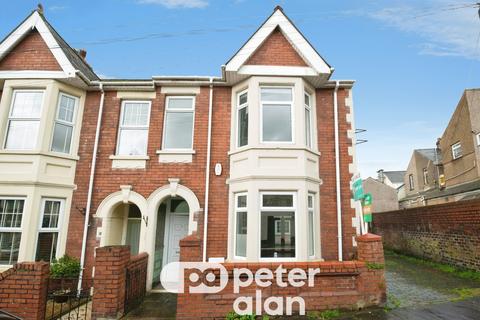 Rochester Road, Newport