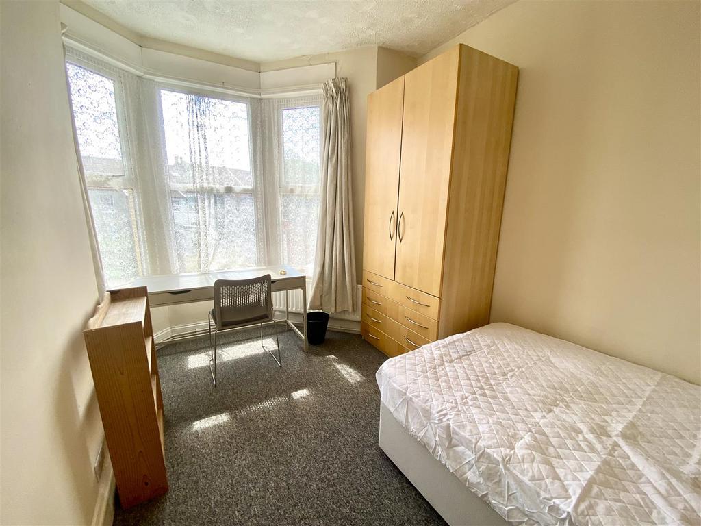 Room 4