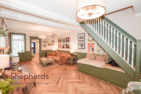 3 bedroom terraced house for sale, York Road, Waltham Cross EN8
